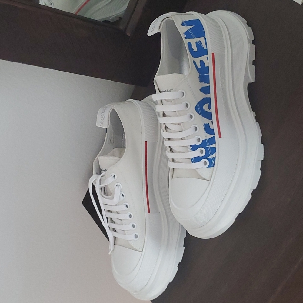 Alexander McQueen Men's Sneakers - Picture 3 of 11